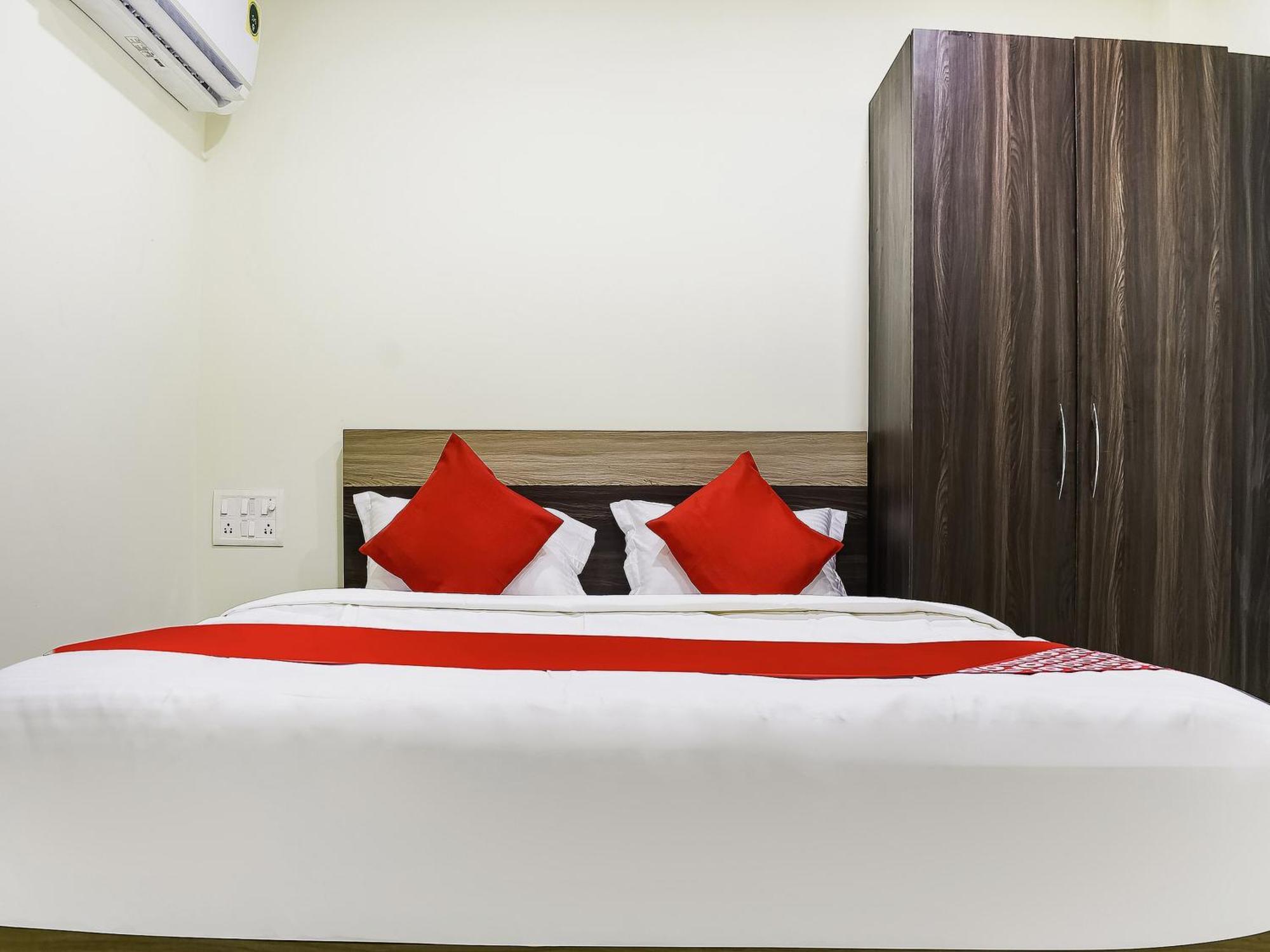 Hotel O S&H Residency Khandagiri Ngoại thất bức ảnh